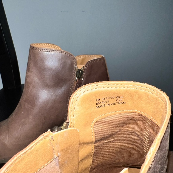 Like-New FRYE Judith Zip Leather Booties (Dark Brown) Size 7M - Picture 3 of 4